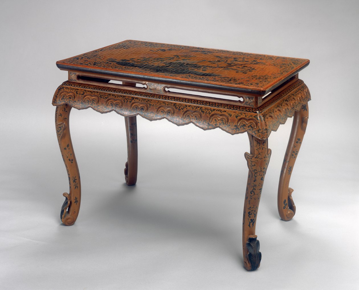 Tabela, período Kangxi (1662-1722) (madeira laqueada e tecido de cânhamo) (ver também 272134) de Qing Dynasty Chinese School