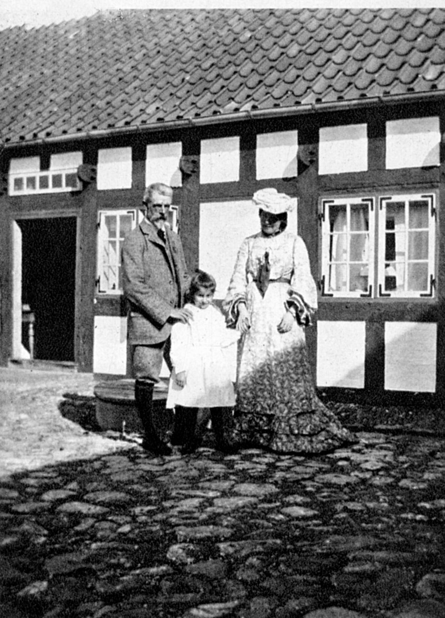 Professor Tuxen e sua família, Skagen, Dinamarca, 1908. de Queen Alexandra