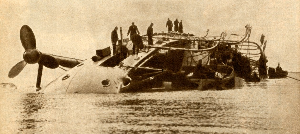 Perda do gladiador HMS, 1908, 1933. de R. Norton