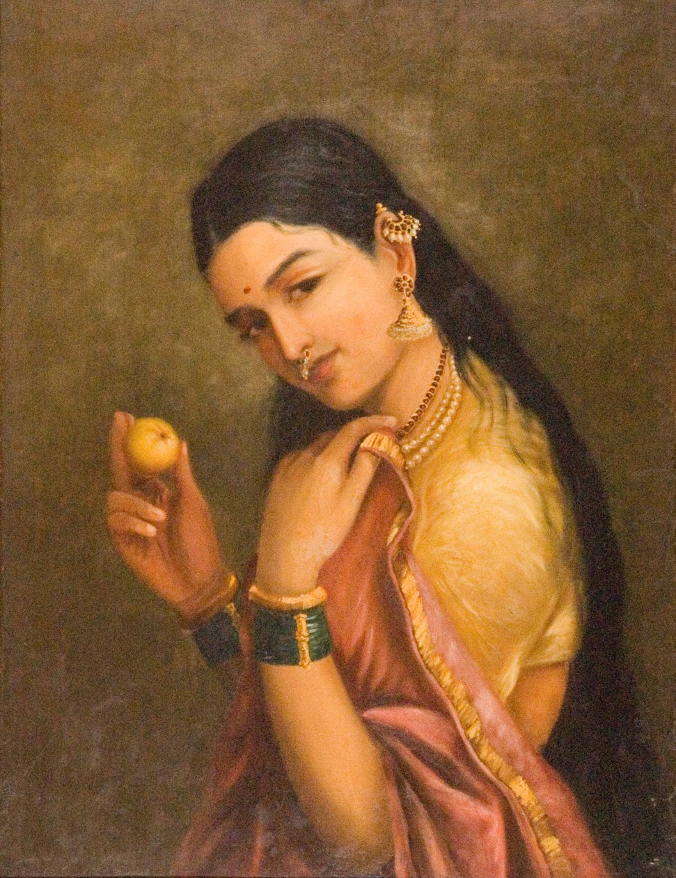 Mulher segura, um, fruta de Raja Ravi Varma
