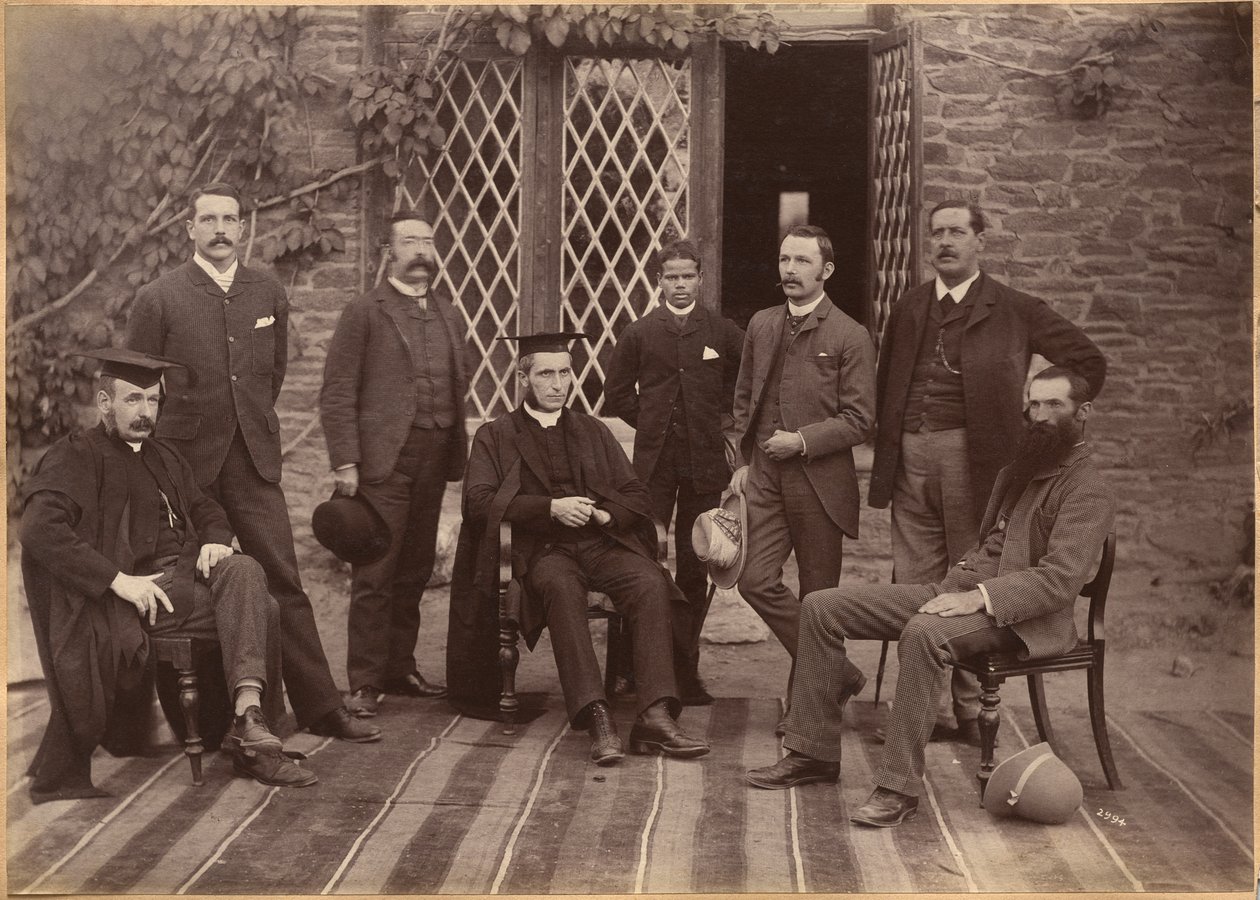 Director e professores da Bishop Cotton School, Shimla (recto) de Raja Deen Dayal