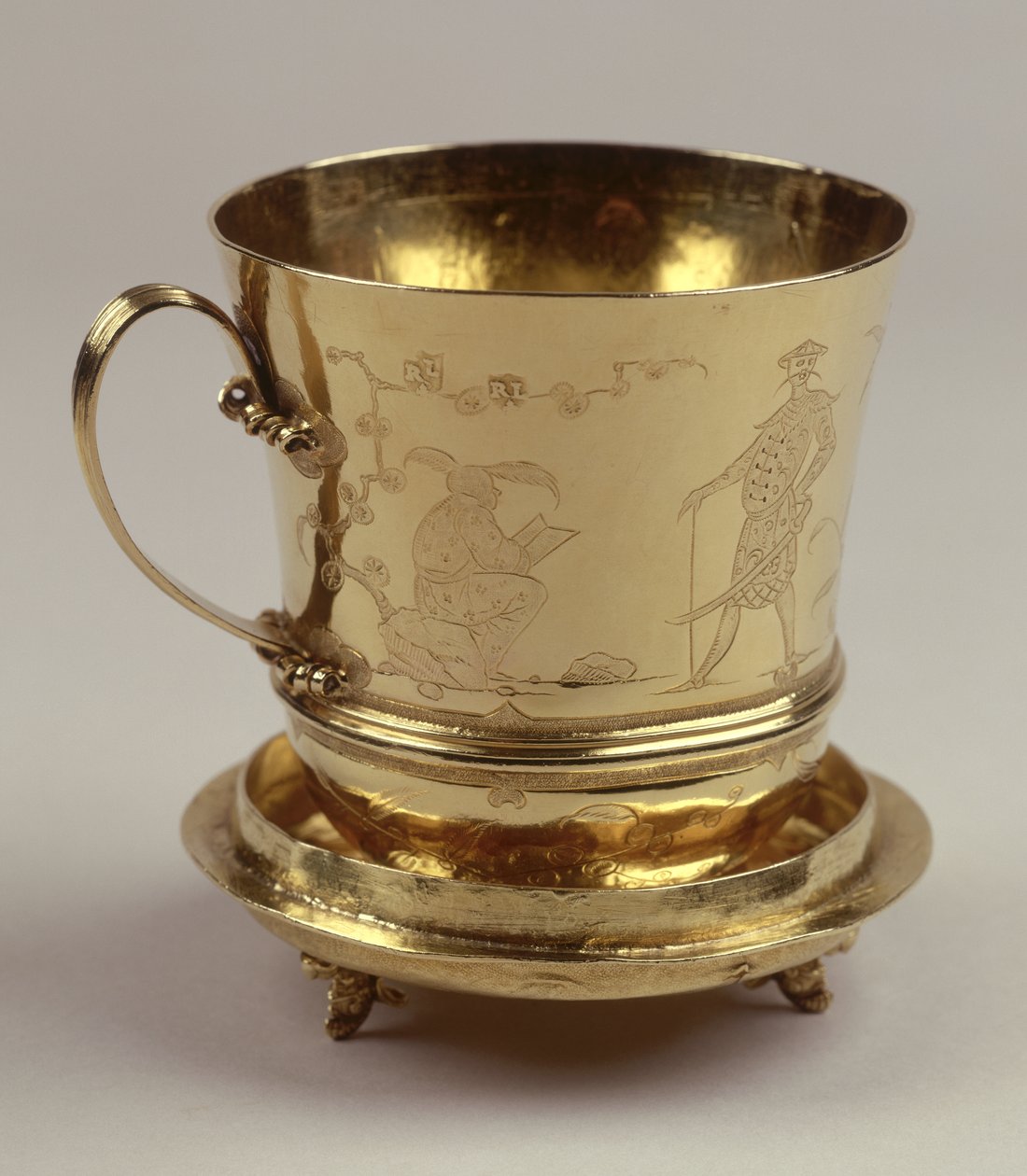 Gold Chocolate Cup, c.1685 (prata) (ver 208937) de Ralph Leake