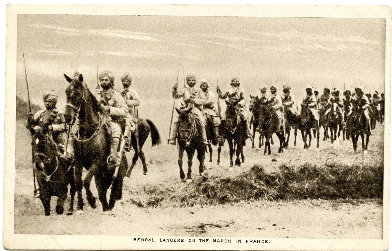 Lancers de Bengala na marcha na França, 1914-15 (foto sépia) de Raphael Tuck and Sons