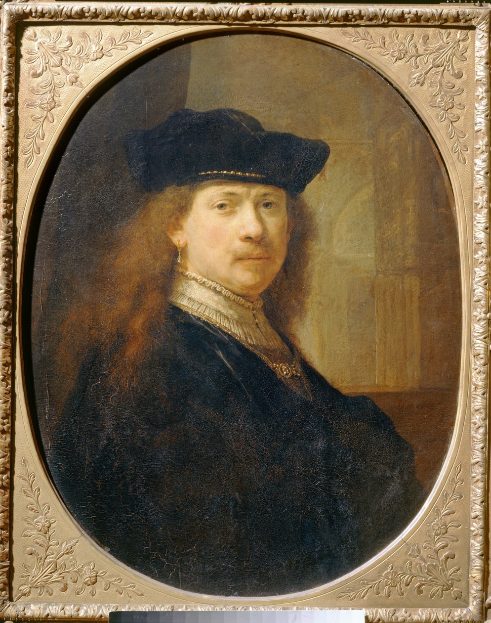 Rembrandt com um chapéu de cozinheiro num cenário arquitetónico ... de Rembrandt Harmensz. van Rijn