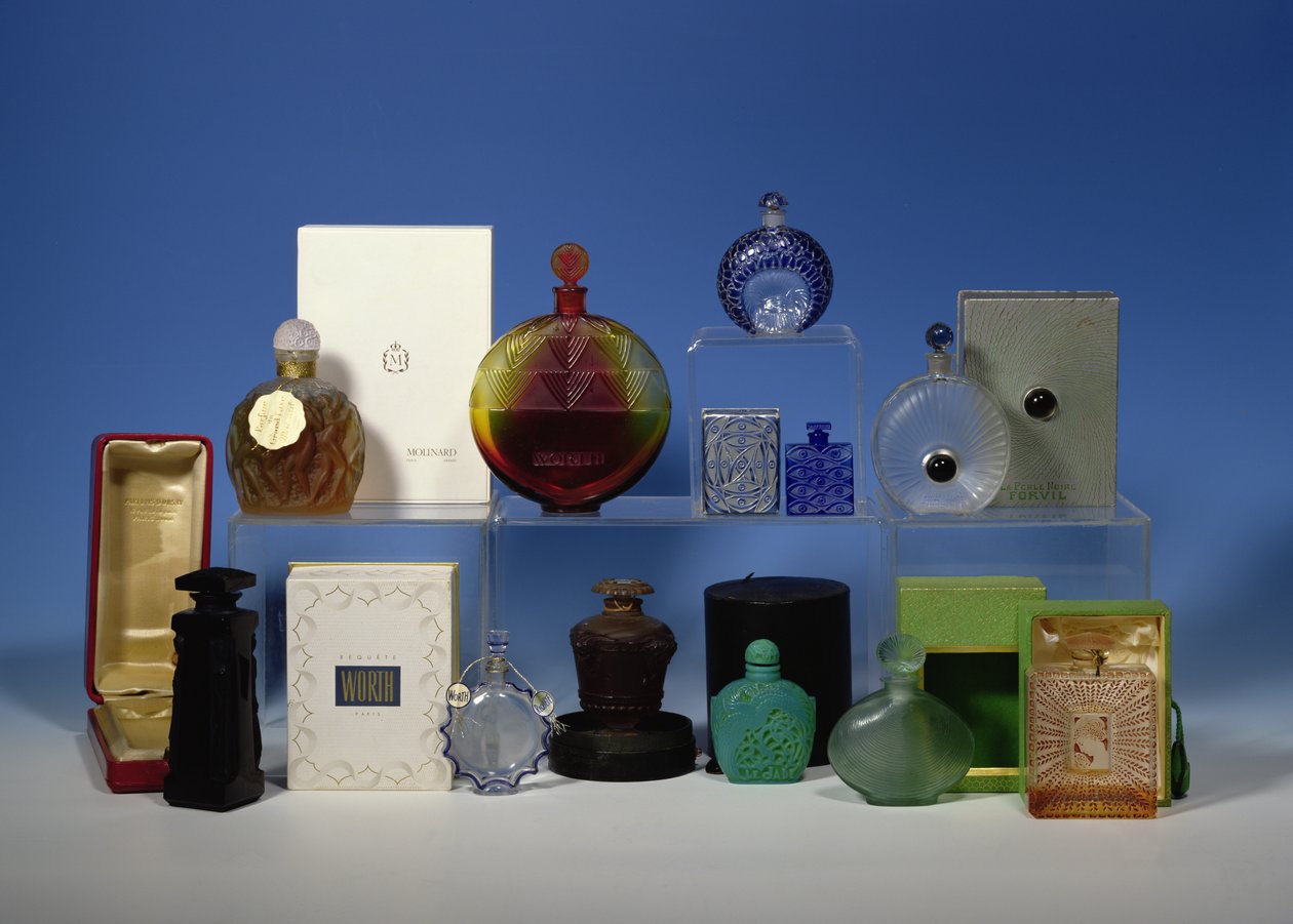 Seleção de Frascos de Perfume (vidro) de Rene Jules Lalique