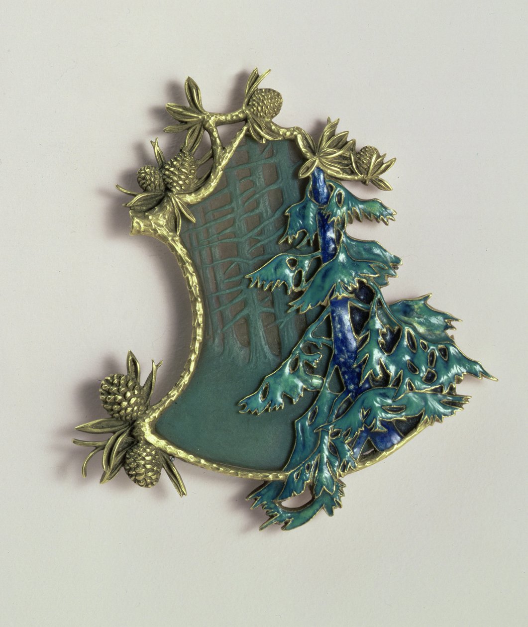 Pingente de paisagem de inverno, de Rene Jules Lalique (1860-1945), Paris, 1900-01 (ouro, vidro e esmalte champleve) de Rene Jules Lalique