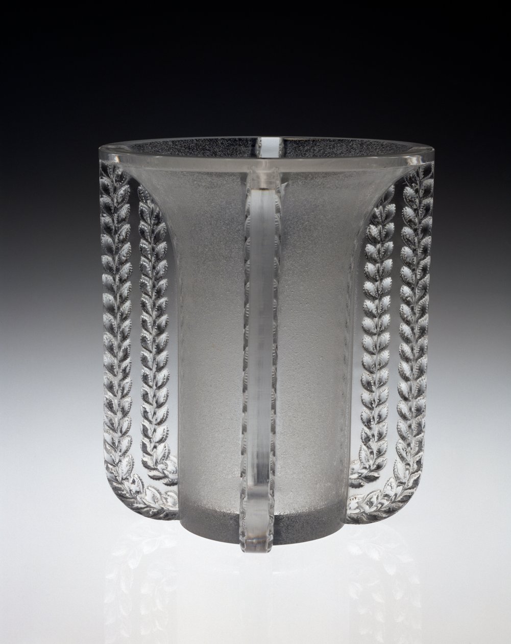 Vaso "Marignane", projetado em 11 de maio de Rene Jules Lalique