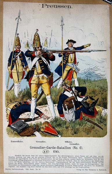 Guardas e Oficiais de Granadeiro Prussiano em 1745, c.1890 (cor litho) de Richard Knoetel