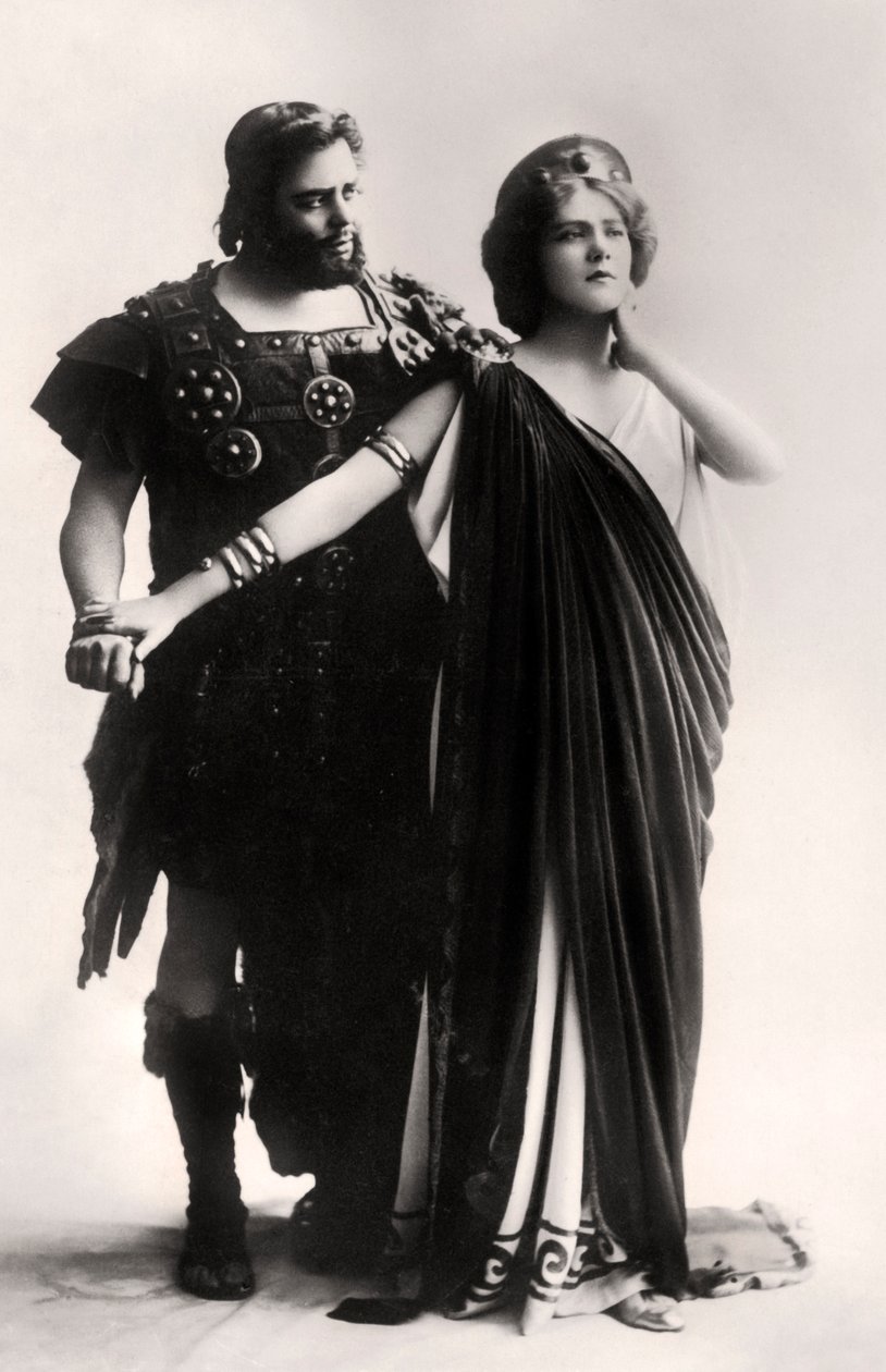 Oscar Asche e Lily Brayton em uma cena da Deusa Virgem, início do século XX. de Rita Martin