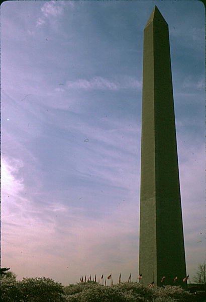 O monumento de Washington, construído entre 1848 e 1885 de Robert Mills