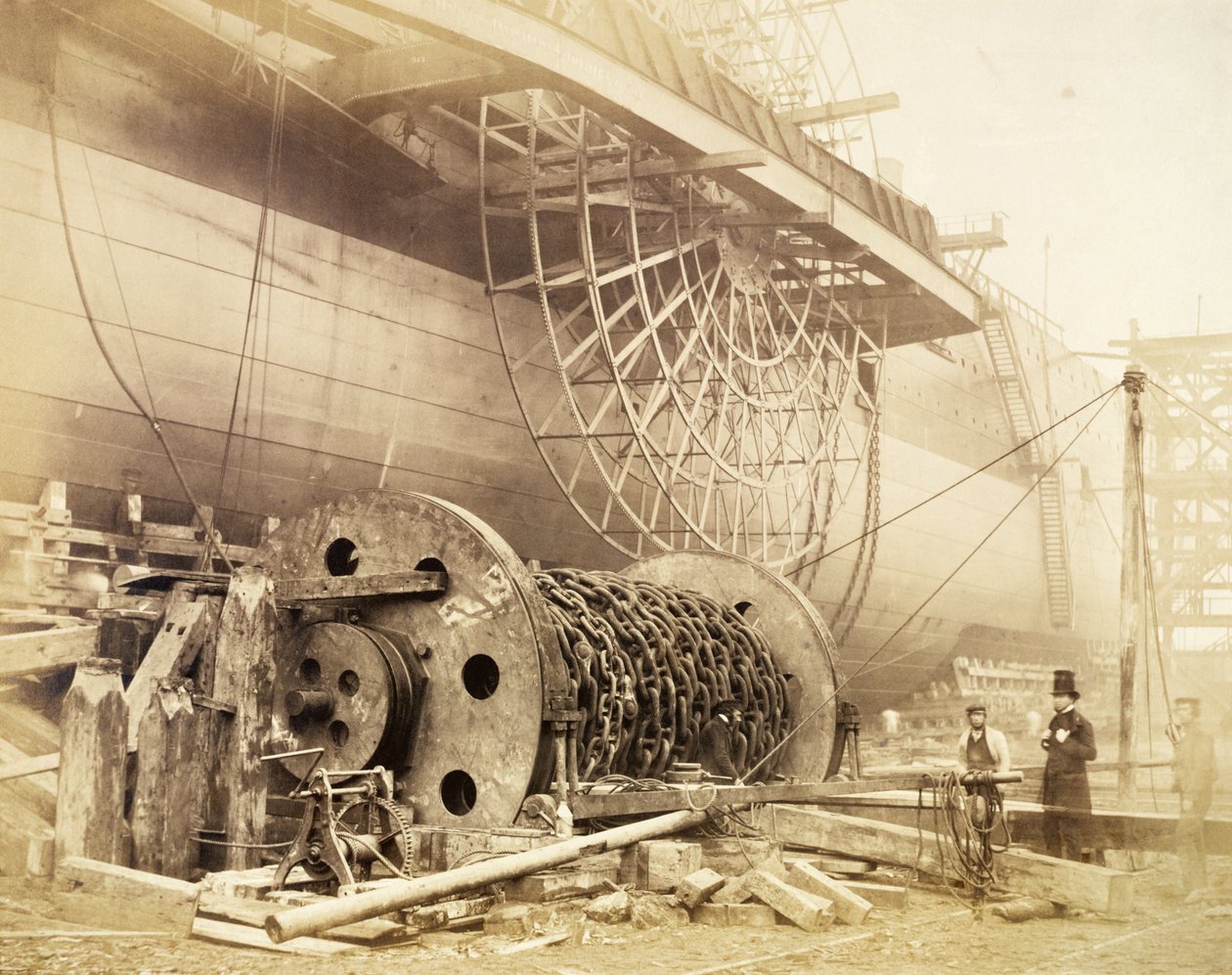 Isambard Kingdom Brunel (1806-59) ao lado do "Grande Oriente", c.1857 de Robert Howlett