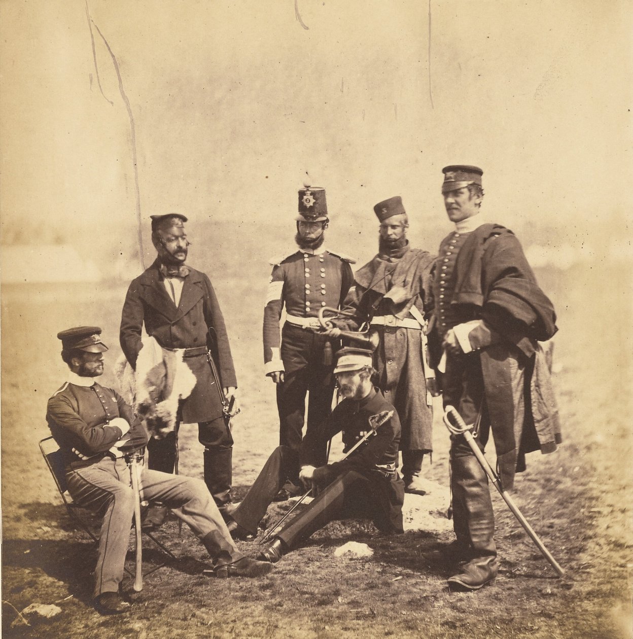 O general de brigada Van Straubenzee e oficiais dos Buffs de Roger Fenton
