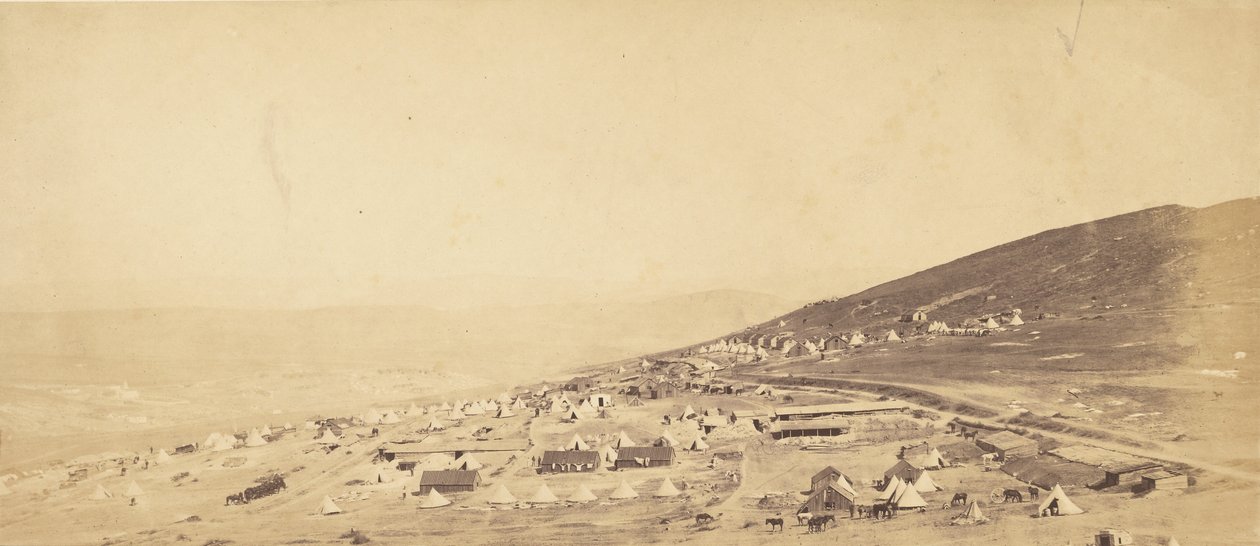 Acampamento do 4.º Regimento de Dragões Ligeiros, Quartel dos Oficiais. de Roger Fenton