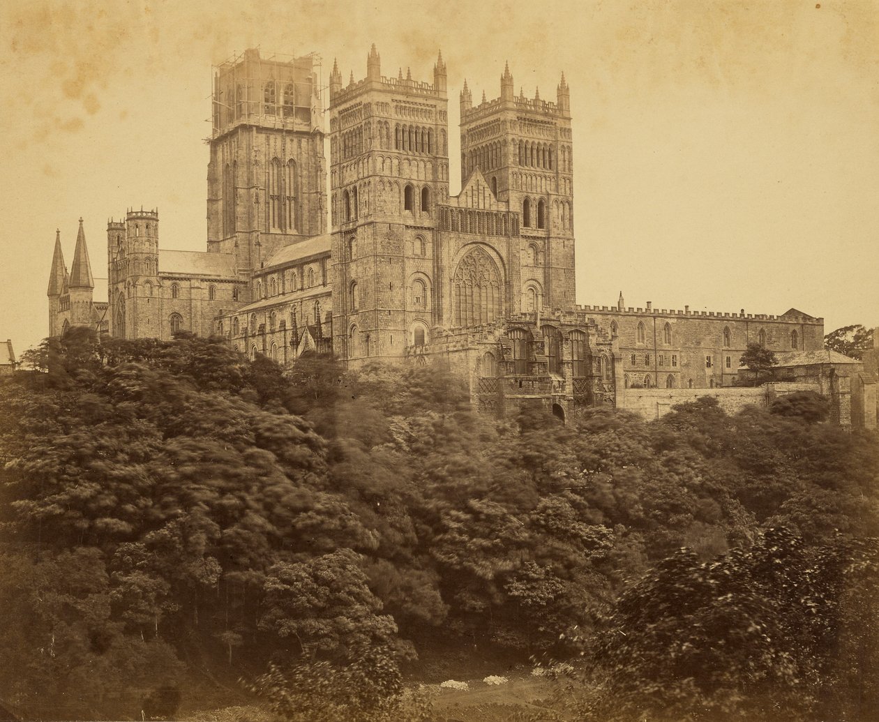 Fachada oeste de Durham de Roger Fenton
