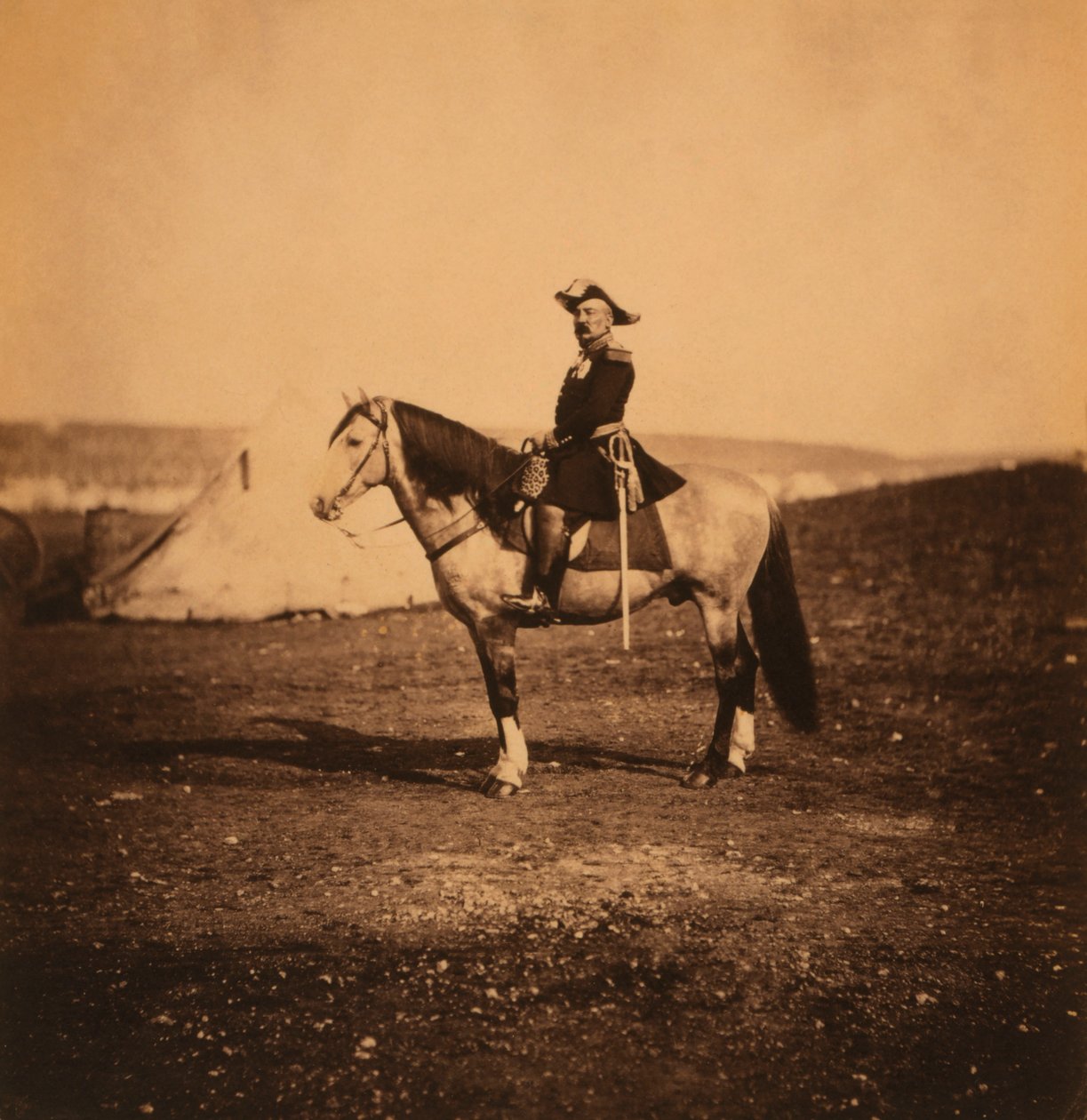 General francês Pierre Bosquet, Retrato Sentado a Cavalo, Guerra da Crimeia, Crimeia, Ucrânia de Roger Fenton