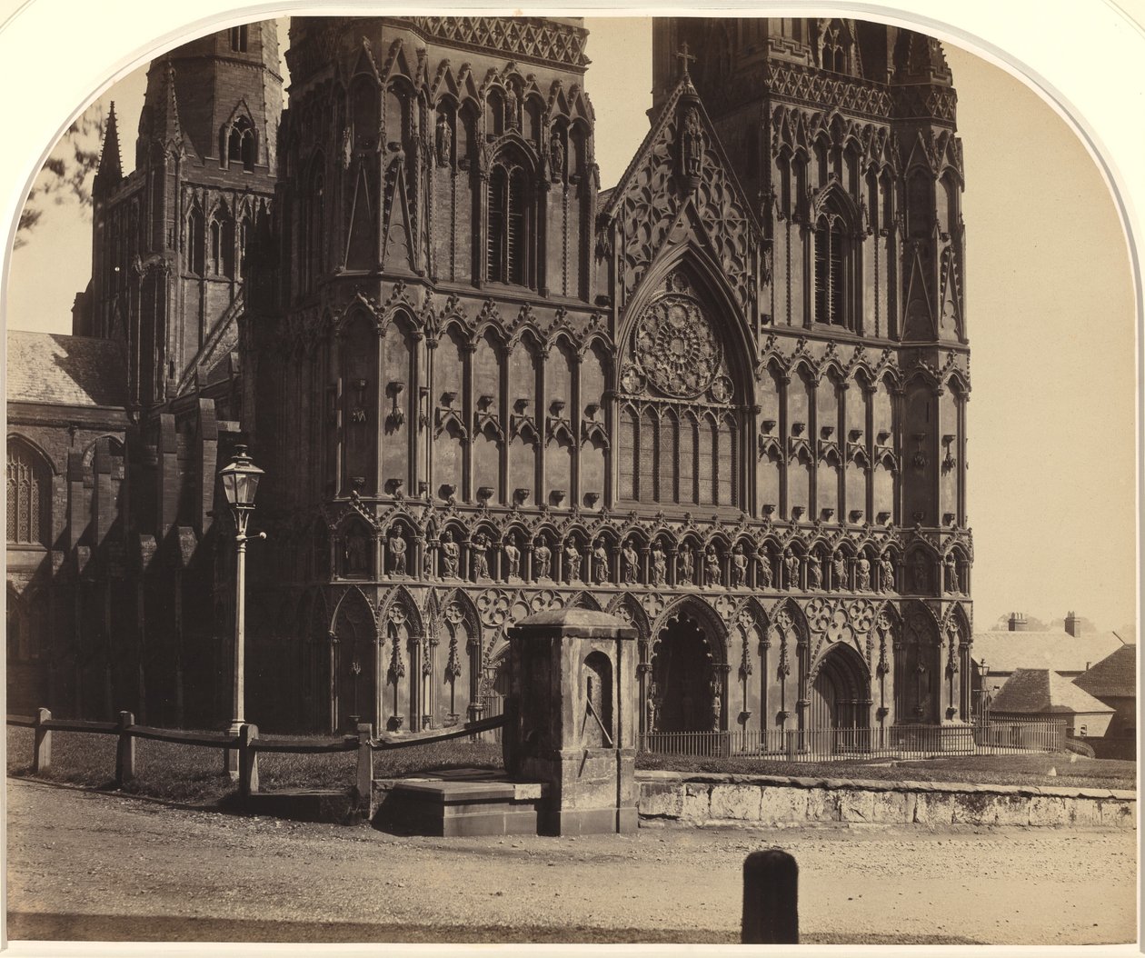 Catedral de Lichfield do noroeste de Roger Fenton