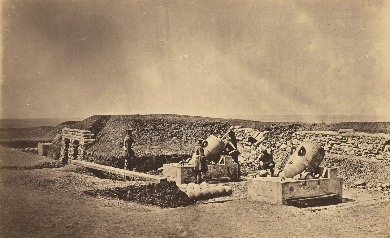 Baterias de morteiros em frente da Picquet House, Divisão Ligeira de Roger Fenton