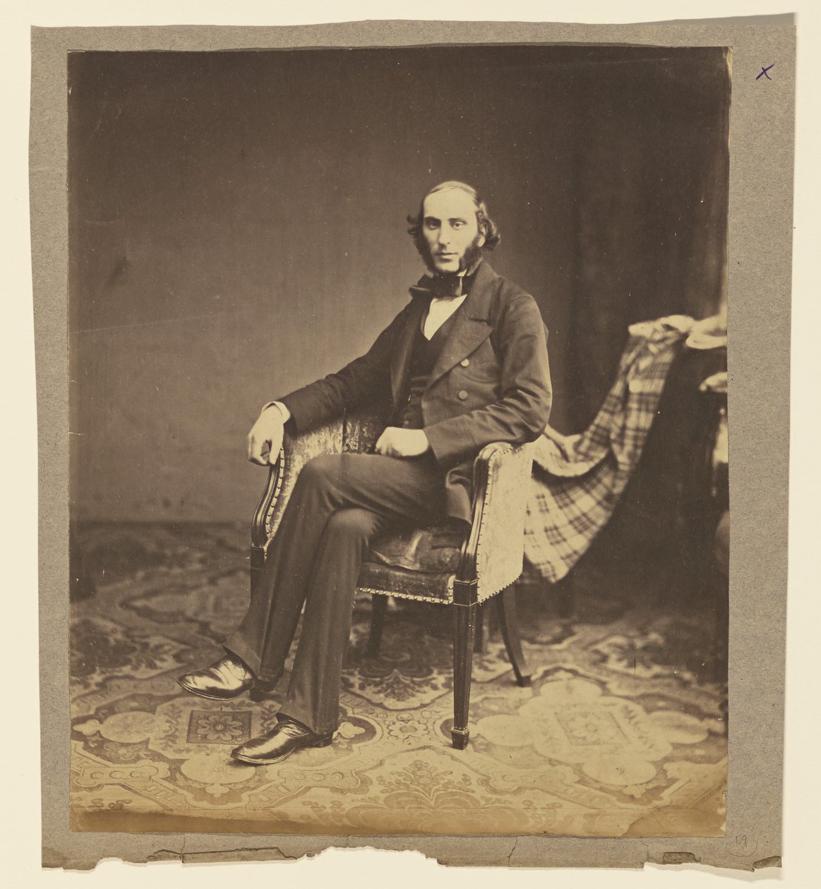 [Retrato de um homem sentado] de Roger Fenton