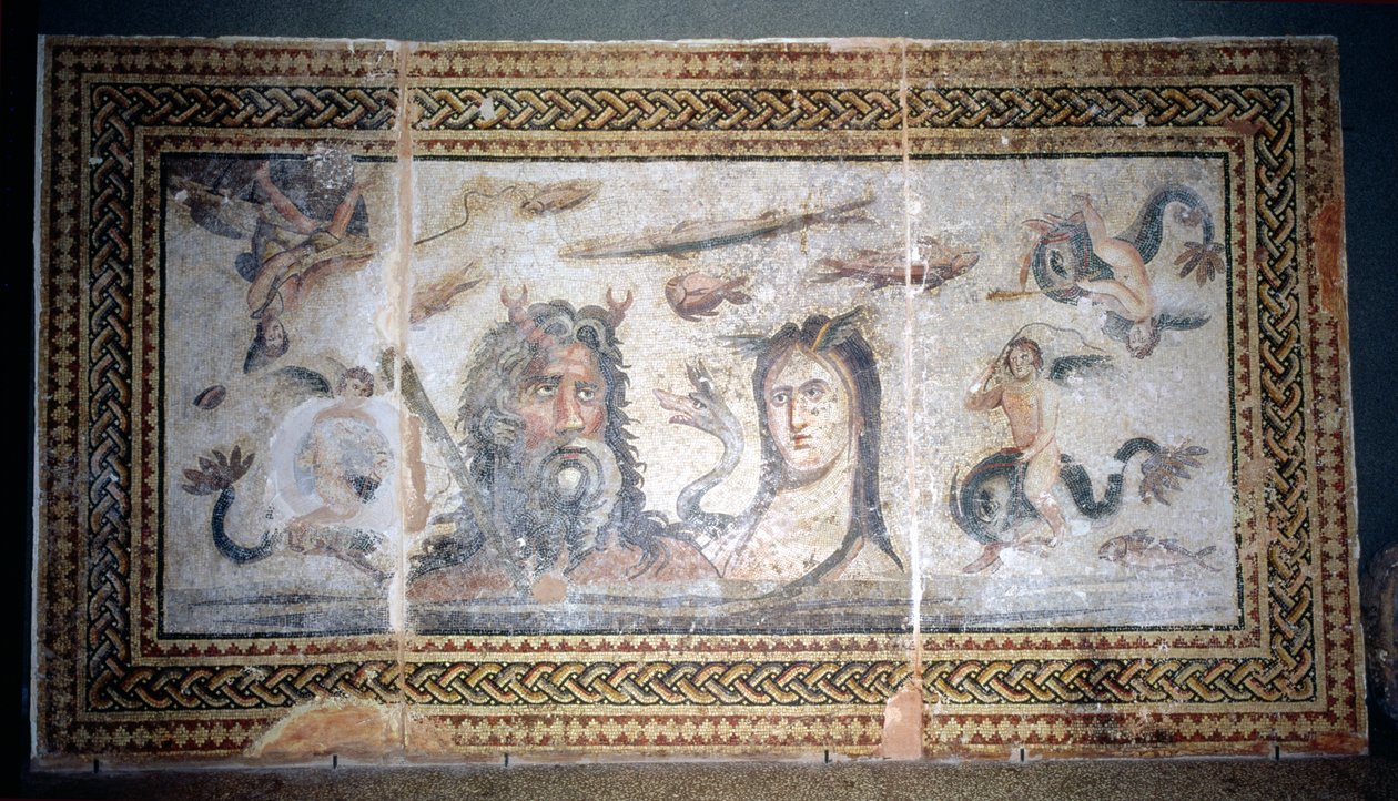 Andar representando Oceanus e Tethys em meio a criaturas marinhas, de Belkis (agora Zeugma) Turquia (mosaico) de Roman