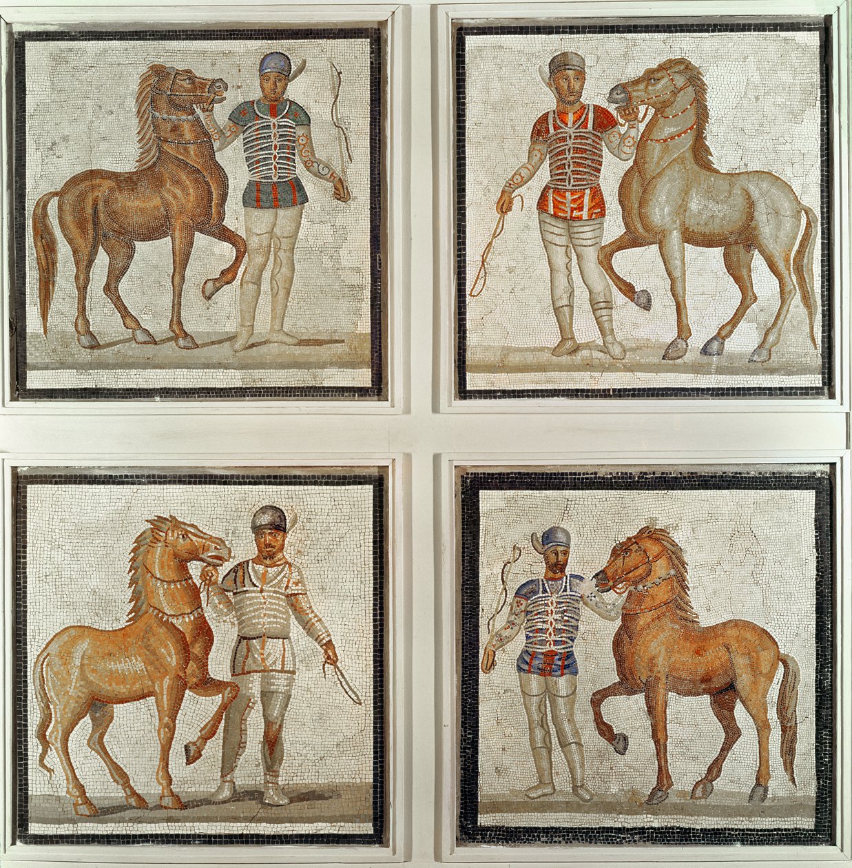 Quatro cavaleiros em suas cores de corrida (mosaico) de Roman