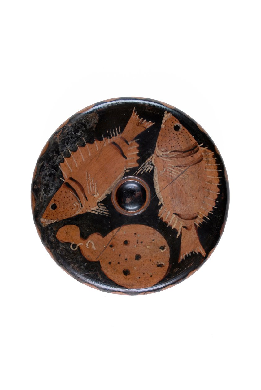 Prato vermelho decorado com peixe (terracota) de Roman