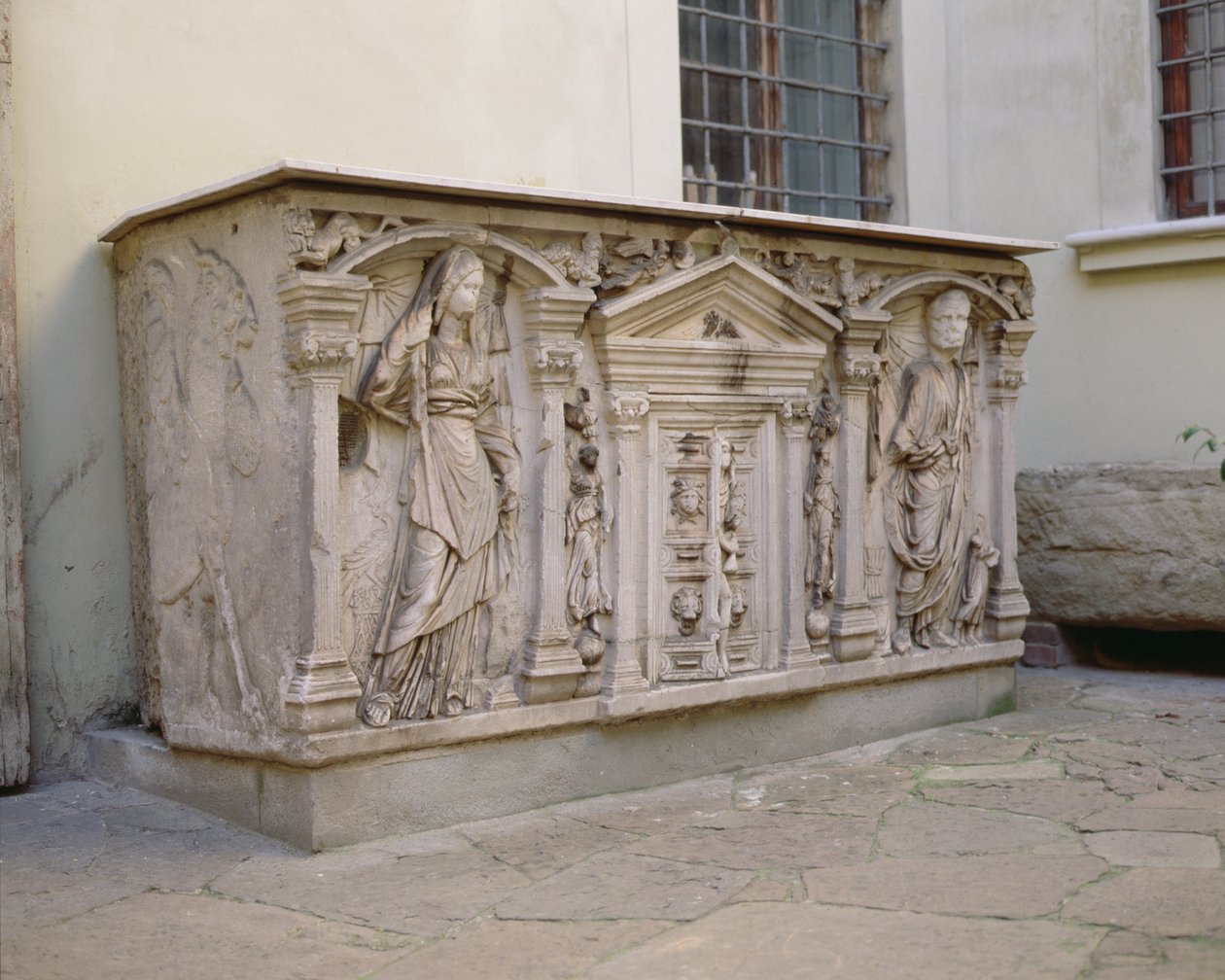 Sarcófago romano (mármore) de Roman
