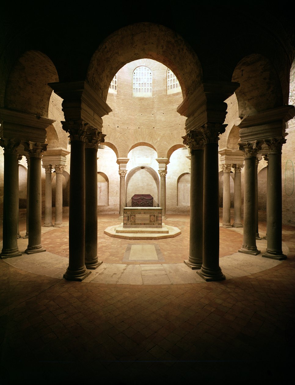 Santa Costanza, construída por Constantia antes de 354 dC de Roman