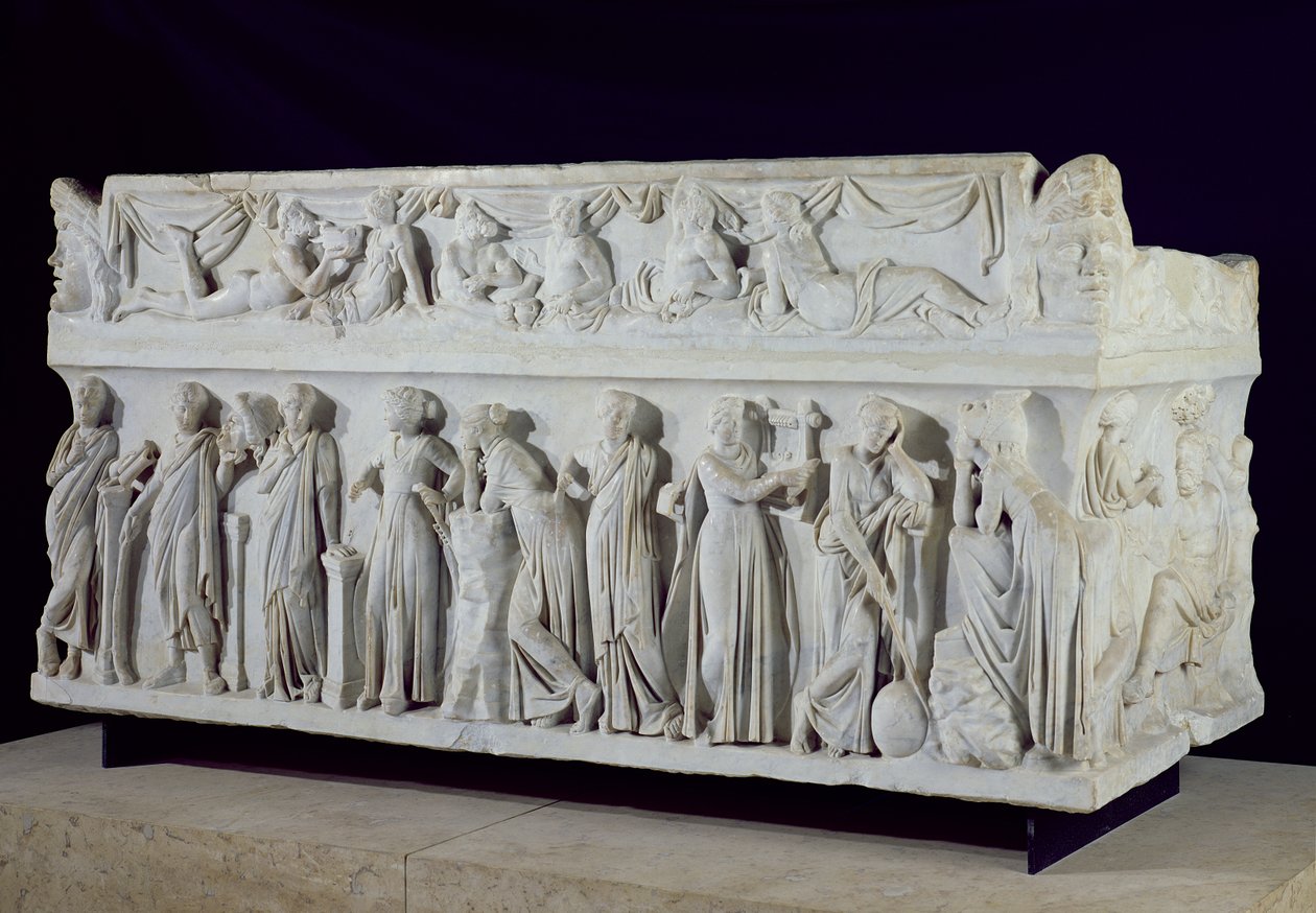 Sarcófago com friso das Nove Musas, c.160 dC (mármore) (ver também 232876) de Roman