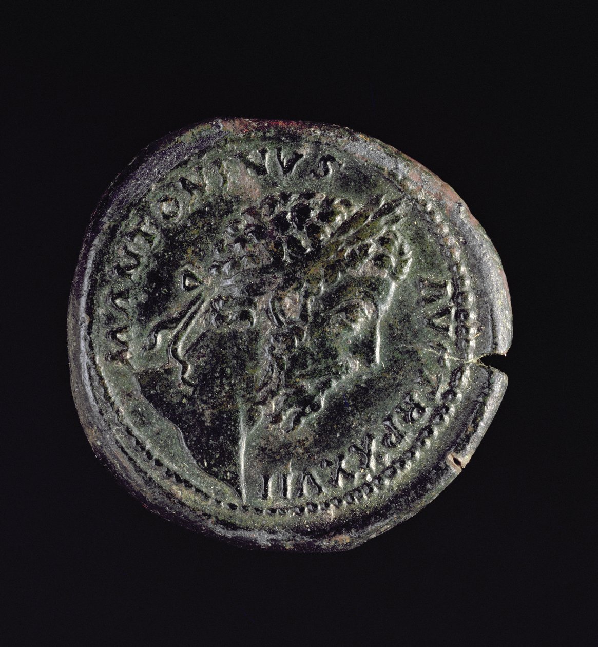 Sestertius (anverso) cunhado por Marco Aurélio (161 AD-180 dC) com a cabeça de Marco Aurélio (121-180) (para ver em verso 119154) de Roman