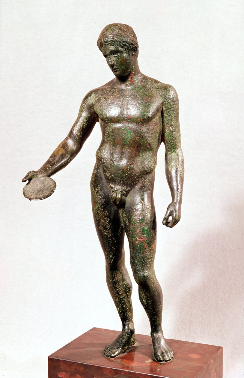 Estátua de um efêbe fazendo uma libação (bronze) de Roman