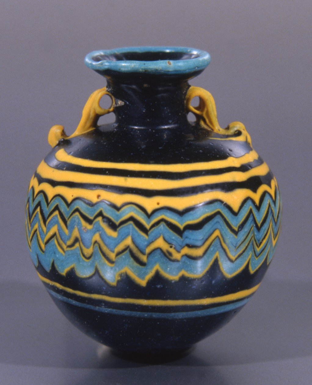 Vaso, do túmulo de Poggio Sommavilla (pasta de vidro) de Roman