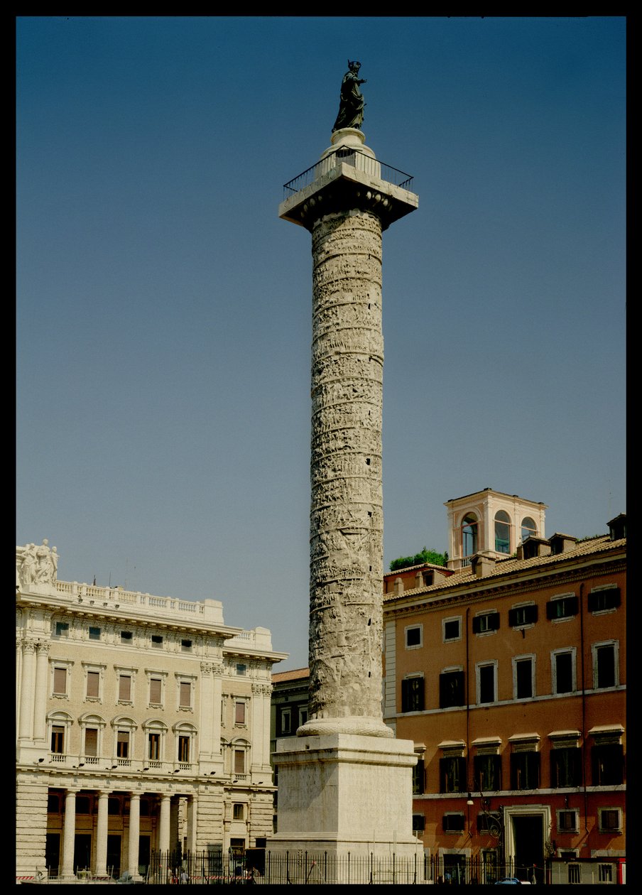 Vista da Coluna de Trajano, 113 dC de Roman