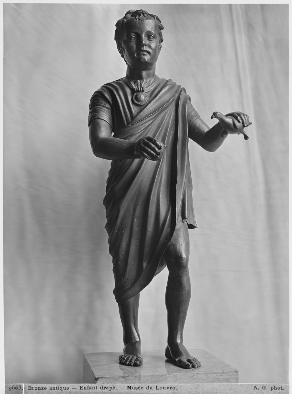 Menino jovem, com, um, pássaro, tarde, republicano, (bronze) de Roman