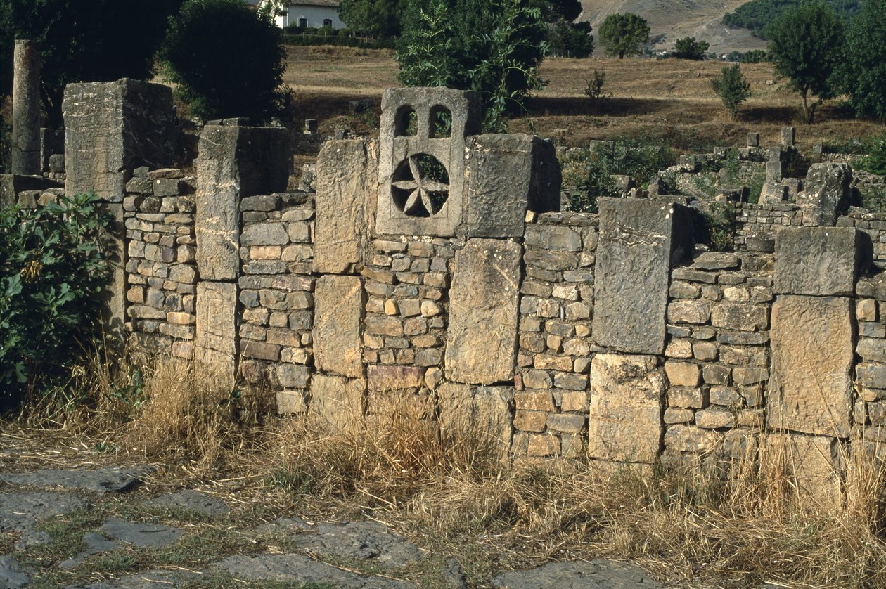 Muralha do Alto Período Imperial (27 aC-395 dC) (ver detalhe 267047) de Roman Imperial Period