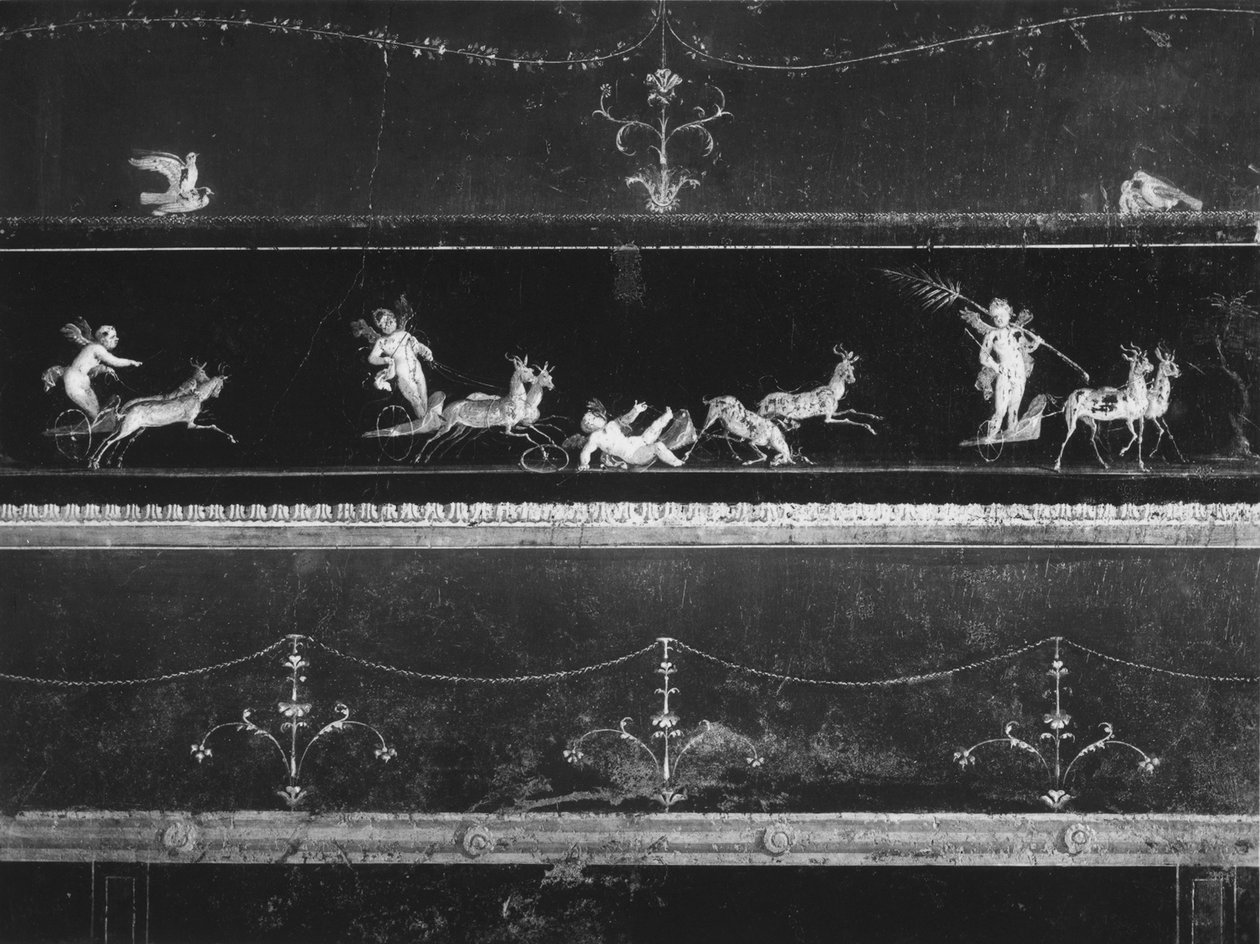 Friso decorado com putti dirigindo bigae de Roman Roman