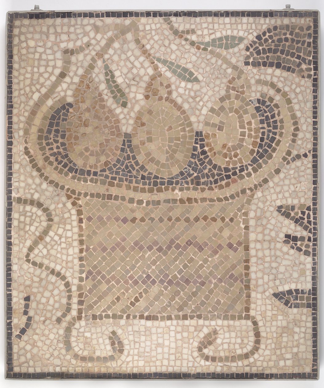 Cesta Quadrada com Fruta, de Túnis, provavelmente no final do século V dC (mosaico) de Roman Roman