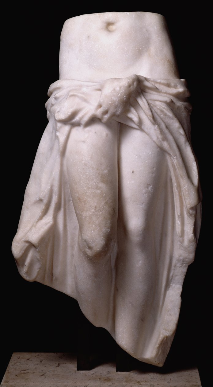 Afrodite segurando suas vestes, de Trípoli, c.370-24 AC (mármore) de Roman