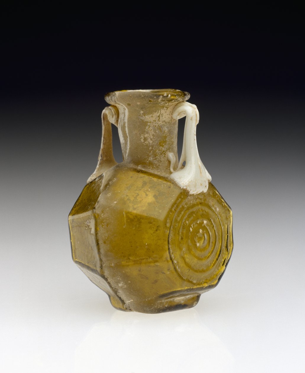 Frasco em forma de barril, AD 1-100 (vidro) de Roman