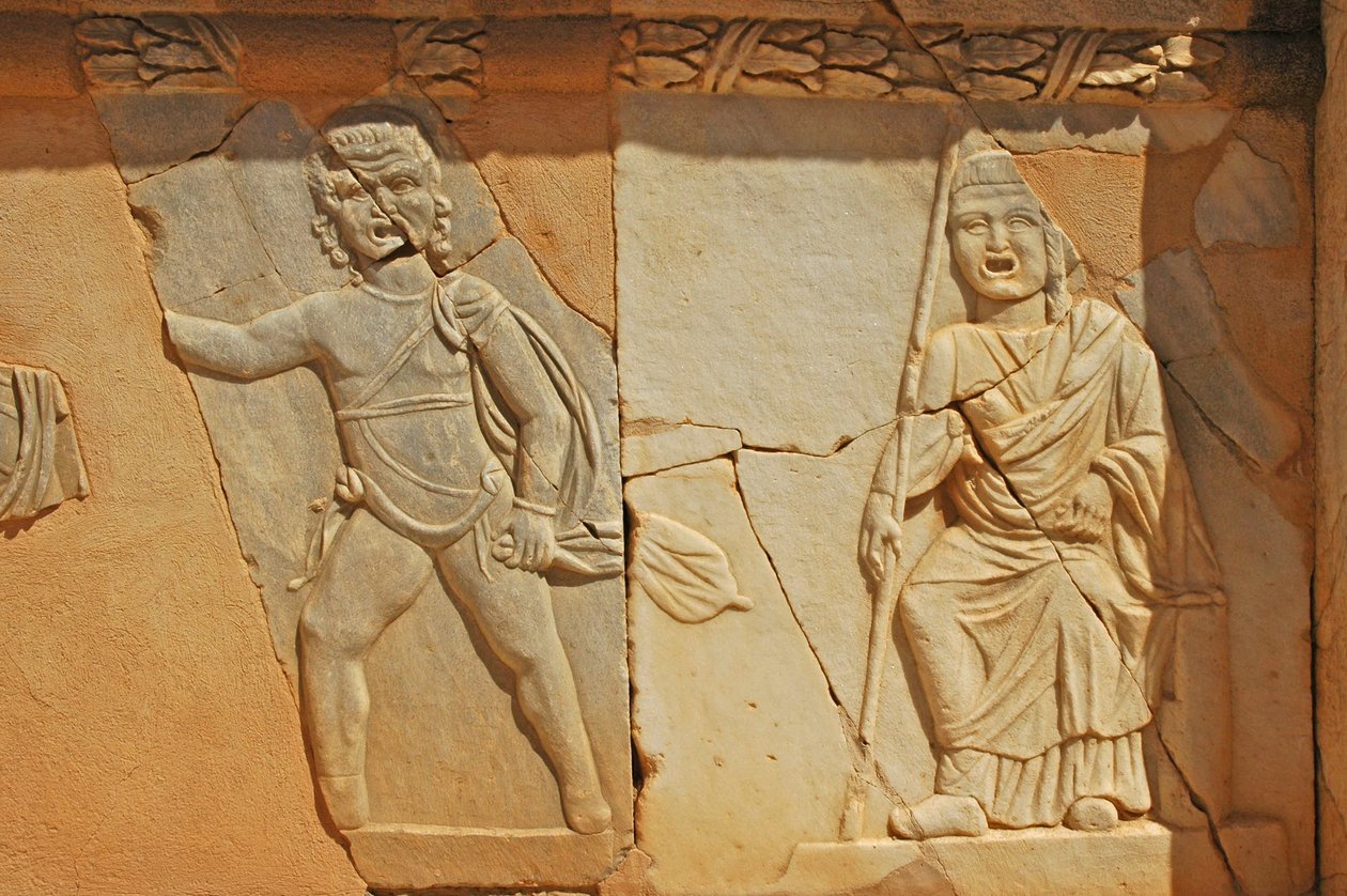 Bas-relevos sobre o Proscênio do Teatro Romano, Sabratha, Líbia, século II d.C. de Roman