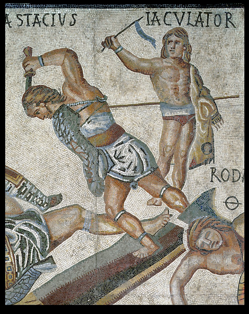 Batalha entre Gladiators, detalhe de uma luta de gladiadores e um gladiador vitorioso, 320 AD (mosaico) de Roman