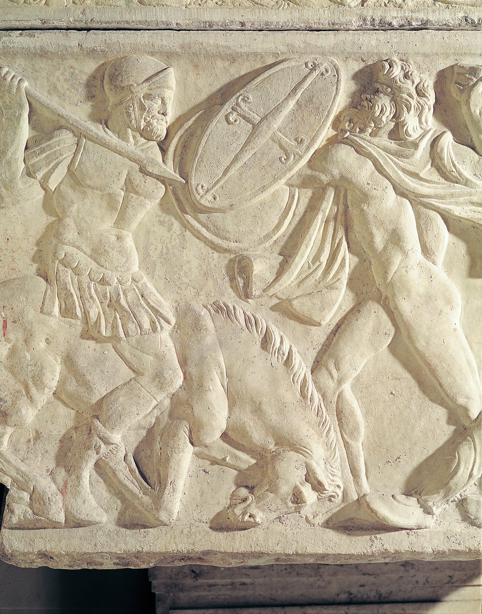 Detalhe, de, um, sarcófago, descrevendo, um, romano, soldado, luta, um, pedra galatian de Roman