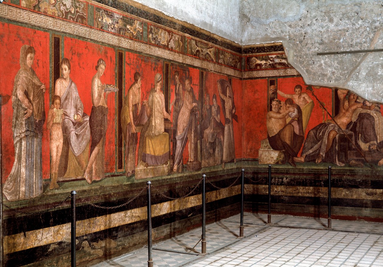 Iniciação à adoração de Dionísio: um jovem é introduzido ao culto, lendo o ritual e um menino fazendo uma oferenda. Século I AC. Fresco da Villa des Mysteres (Misteri) em Pompéia. Itália - Ritos de iniciação ao culto de Dionísio: um tu de Roman
