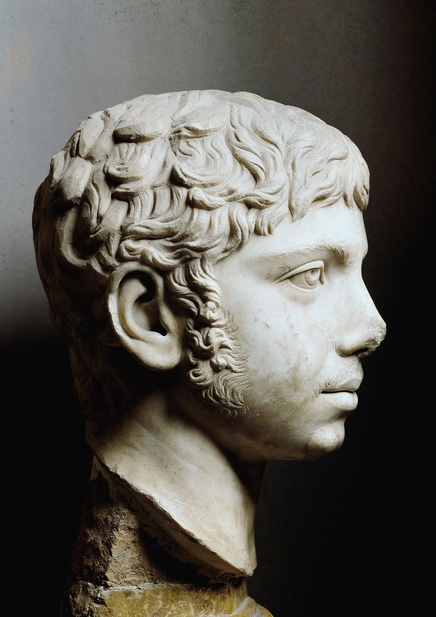 Cabeça de mármore de Elagabal ou Heliogabalus (Marcus Aurelius Antoninus ou Heliogabalus) (204-222 AD) - Roma, Musei Capitolini - Cabeça do Imperador Elagabalus (204-222) também conhecido como Heliogabalus (Varius Avitus Bassianus) - Escultura em mármore - de Roman