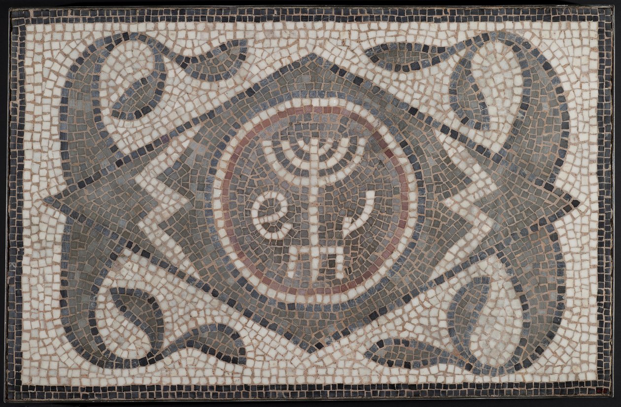 Mosaico de Menorá com Lulav e Etrog, século 6 EC (pedra e argamassa) de Roman