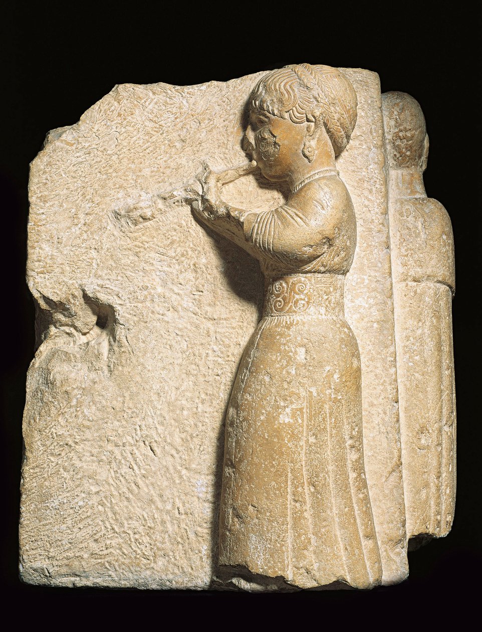 Escultura osuna de uma mulher tocando um aulos, Urso, Andaluzia de Roman