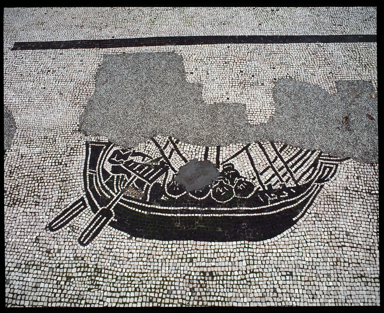 Arte Romana: Mosaico "Ship" da Corporation des gens de la mer, Place des Corporations de Roman