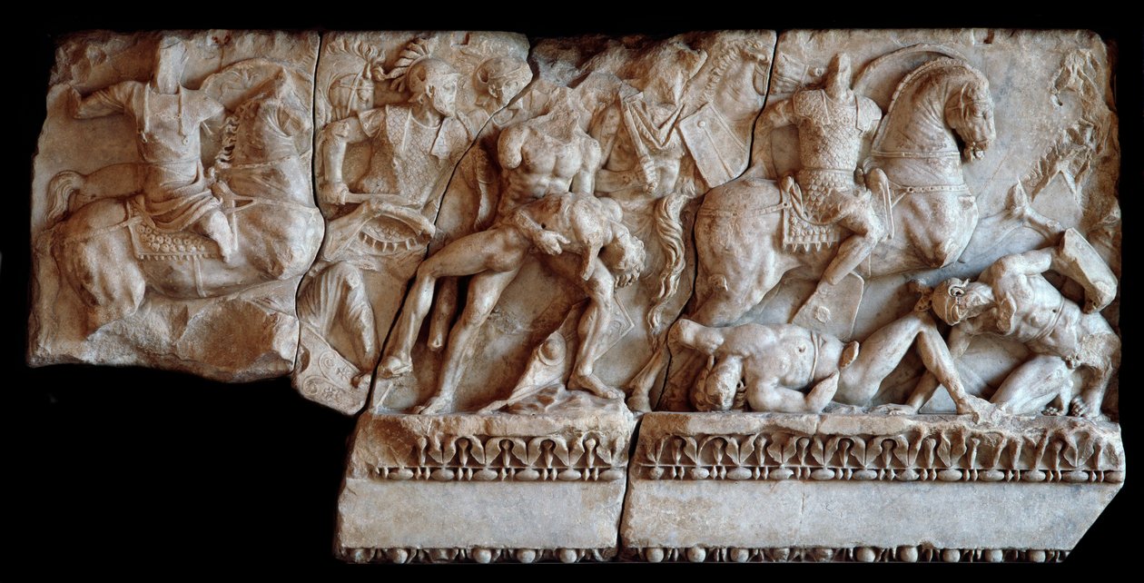 Arte Romana: fragmento de sarcófago de mármore representando uma cena de batalha entre gauleses e romanos, 20 DC (Arte Romana: fragmento de sarcófago de mármore com alívio de uma luta entre soldados romanos e gálicos, 20 DC) Dim 87x173 cm Mântua, Palazzo D de Roman