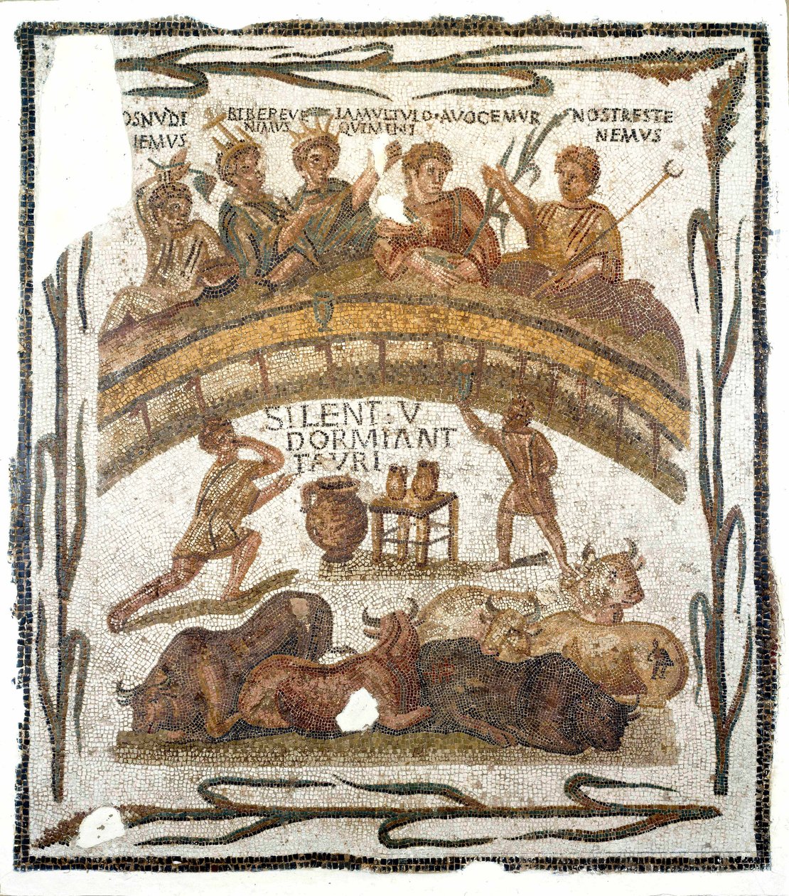 Antiquidade romana: "cena de banquete da confraria do Anfiteatro" Mosaico vindo de El Djem (ou Jem) na Tunísia. Século III d.C. Dim. 131x145 cm Musee du Bardo, Tunísia de Roman