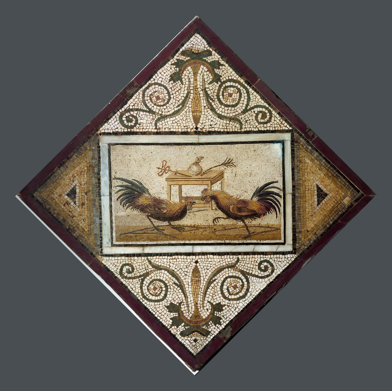 Arte romana: luta de galos. Mosaico de Pompéia. 4º estilo. Museo Archeologico Nazionale, Nápoles. de Roman