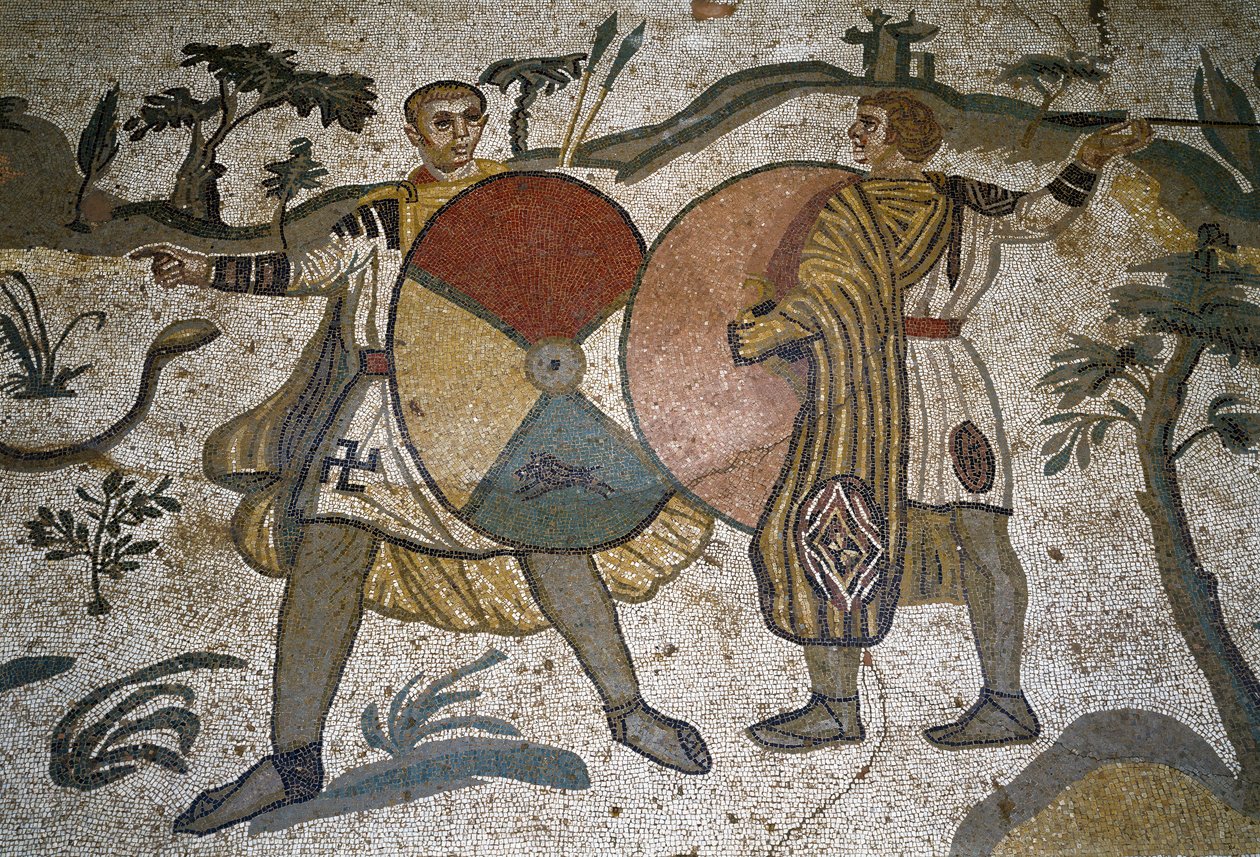 Arte romana: detalhe do mosaico "A grande parte da caça" Caçadores de armas de grandes escudos. 315-350 DC. Piazza Armerina, Villa Romana del Casale de Roman